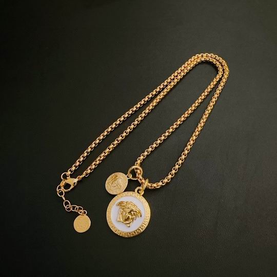 Versace necklace 11lyh85
